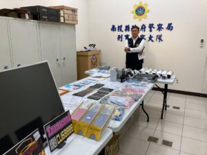 南投縣警局昨天查獲以46歲吳嫌為首的職業賭場共12