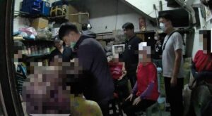 通博娛樂城-博彩資訊-高雄菜市場雜貨店淪賭場 6個「阿嬤級」賭客被移送裁罰