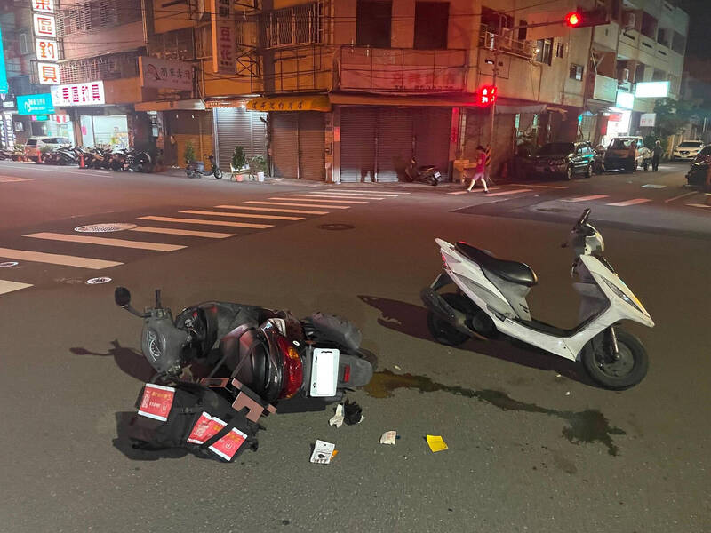 台中麥當勞歡樂送小車禍