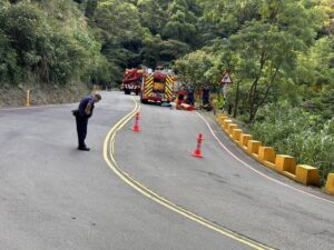 新北泰山除草工摔邊坡