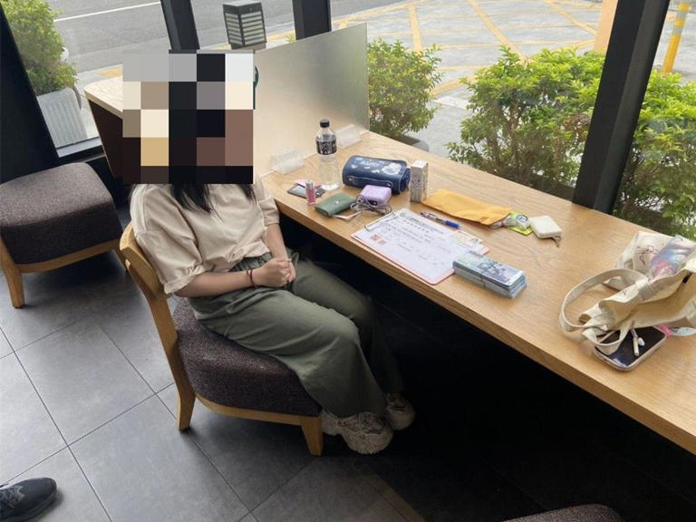 通博 娛樂快訊 詐騙5千元還催繳存摺 女大生報警逮捕車手
