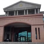 通博娛樂城-通博娛樂-🔪 驚悚！受刑人診間勒頸、筆戳護理師，台東地檢怒起訴！