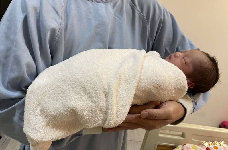 通博娛樂城-國際新聞-驚爆賣嬰醜聞！俄羅斯8名醫師、高官涉嫌藉助孕之名販賣嬰兒