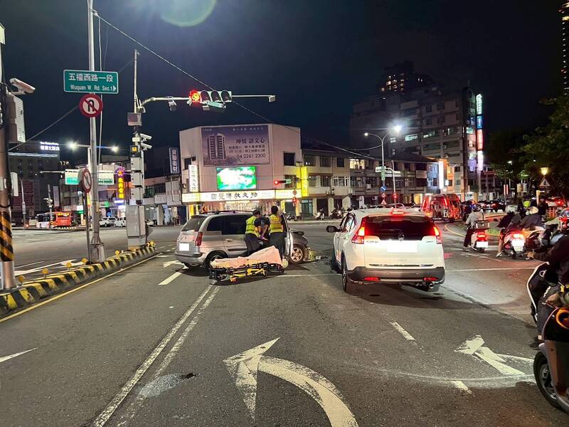 通博娛樂城-社會動態-亡命鬼打牆?! 台中「奪命魔鬼路口」才爆BMW慘案 🔄 緊接著酒駕逆向再添4傷!