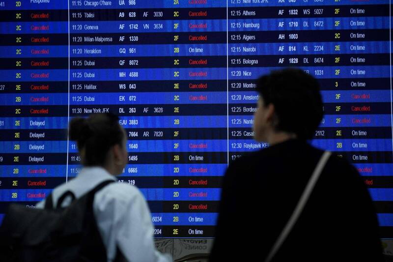 通博娛樂城-國際資訊-【歐洲震撼彈】下週法國機場「全面癱瘓」!10萬人行程泡湯!航空公司「蒸發8億」血虧
