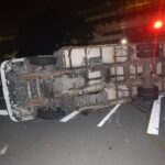 通博娛樂城-國際資訊-【人肉導彈】太狂！台中酒駕車「精準KO」物流車！現場貨品炸裂如廢墟、4人慘傷