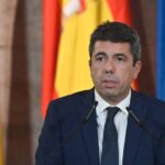 通博娛樂城-國際新聞-瘋搶黃仁勳「聖座」!首爾炸雞店大爆滿!店家被迫祭出「限時1小時用餐令」!