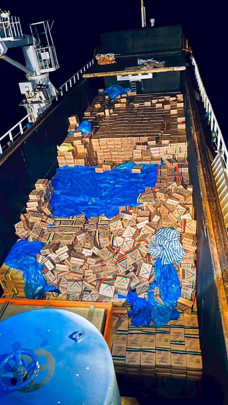 通博娛樂城-國際新聞-【海上追緝】毒梟哭慘了！海巡署「緝毒神犬」出擊，破獲市值破億元私菸奇案