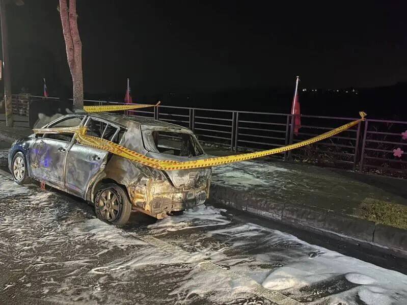 通博娛樂城-國際新聞-恐怖意外！中橫公路火燒車！42歲婦人「活活被燒成焦屍」！竟被發現躺在駕駛座內！