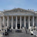 【國會內鬼】 太扯！美國會職員監守自盜，「240支機密手機」竟被他通通拿去賣