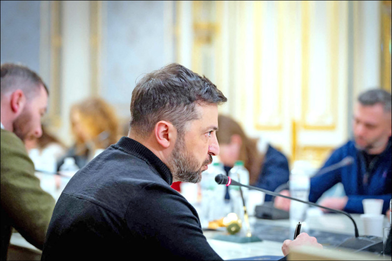 UBO8-快讯新闻-不談也要談!美軍強勢劃定「停戰日」,逼烏俄元首赴美談判,終局之戰來臨?