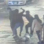 誰敢留1星?飲料店悍女崩潰「開戰」 揪團圍毆前同事:打到你改口!