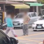 阿伯發瘋了？66歲老翁酒後「超級賽亞人」附身　衝路中央格鬥慘遭KO！