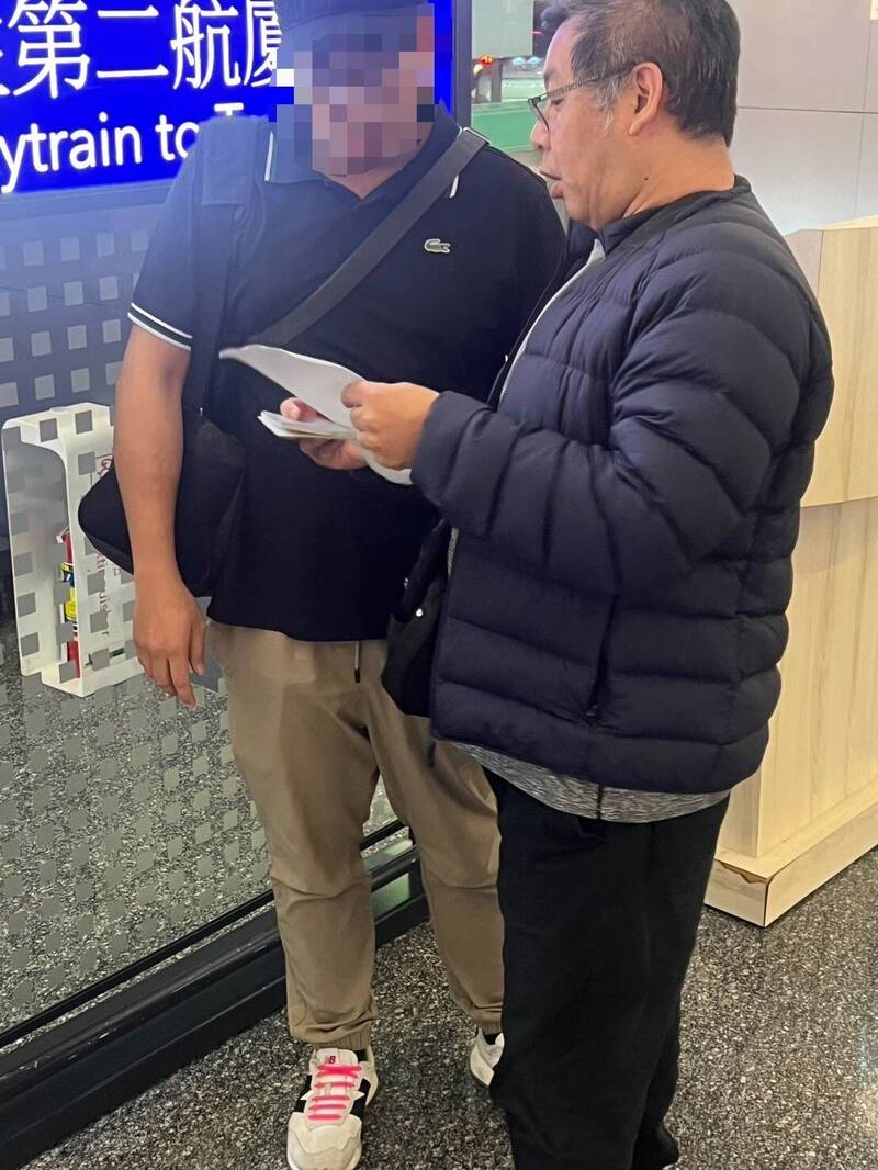 拖吊蟑螂落網！主嫌「小崔」逃出國避風頭，返台遭警當場生擒，竟厚臉皮甩鍋隊友！