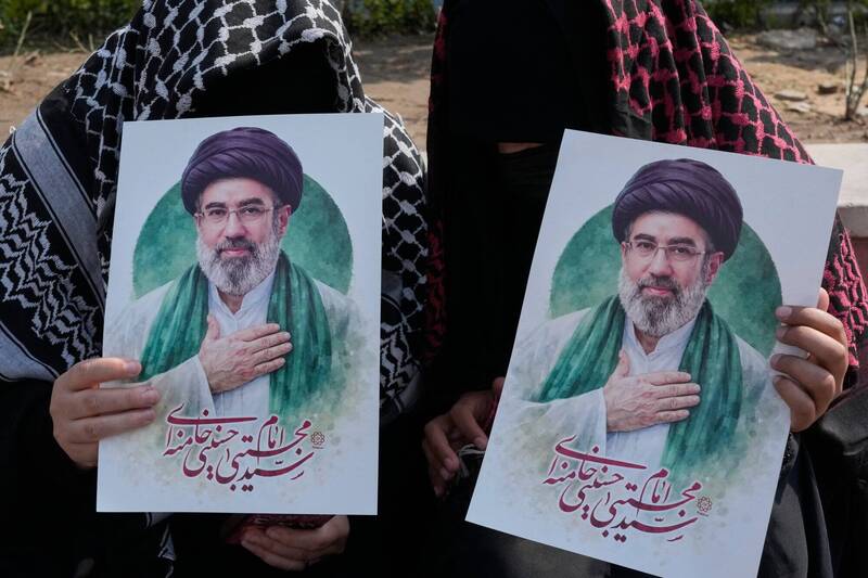 接班即末路？伊朗新領袖驚傳「毀容命危」，普丁密接莫斯科「藏人續命」！