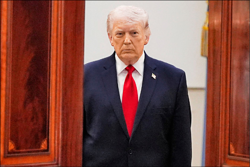 【核武換和平？】擱置濃縮鈾爭議！美伊密談首階段停火 45 天 兩國關係現轉機！