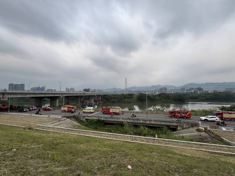 搜救2天傳噩耗...女軍官墜城林橋遺體現蹤，失蹤真相引發軍警高度關注