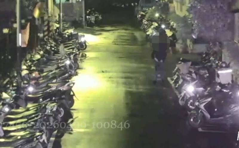 公園驚魂！妙齡女遭「露鳥變態」尾隨狂跟，色狼落網竟瞎扯：因為生活太無聊