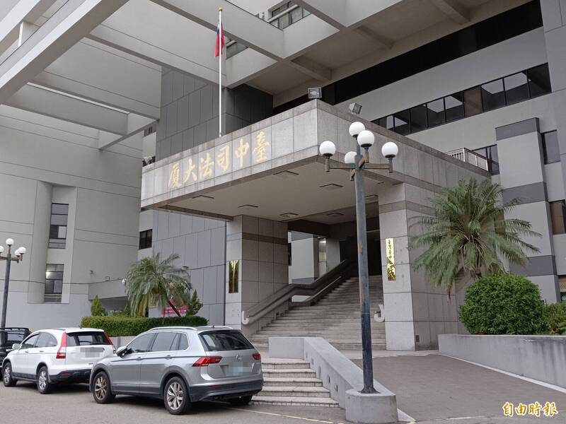 5歲童慘困「人間毒氣室」！荒唐母瘋狂吸毒拖兒入地獄，極致惡行判決曝光！