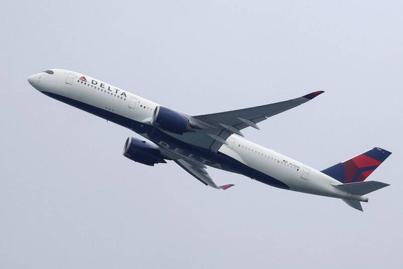 通博娛樂城-國際新聞-萬呎高空驚魂!飛上海班機遭瘋狂乘客劫持暴鬧 達美航空被迫緊急迫降