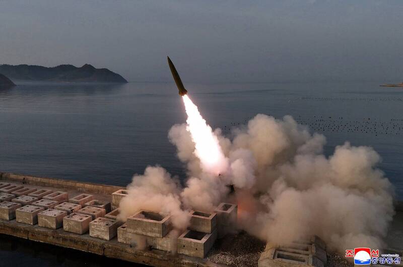 又挑釁！北韓凌晨突襲發射不明物，黃海海域再度警鈴大作！