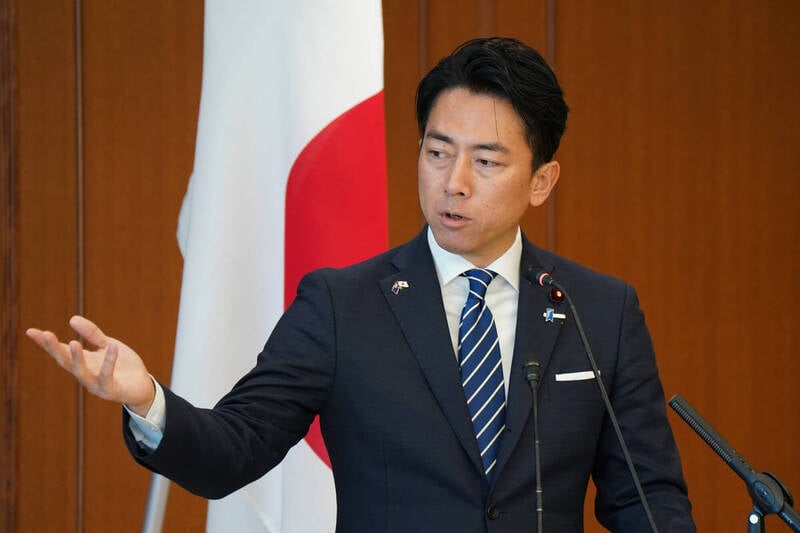 【圍堵中國大計畫】日本防衛相親征菲律賓！「強大軍艦」霸氣贈盟友，學者驚呼：這是最露骨的軍事制衡！
