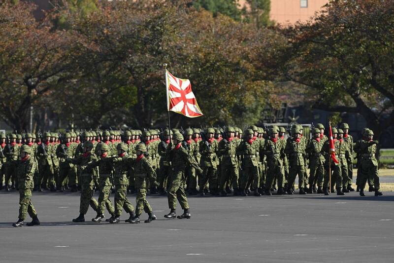 【國家級國安防火牆全面崩盤！】丟臉丟大了！日本自衛隊驚傳「誤插中國製病毒 USB」，集體中毒近一年竟然毫無察覺！
