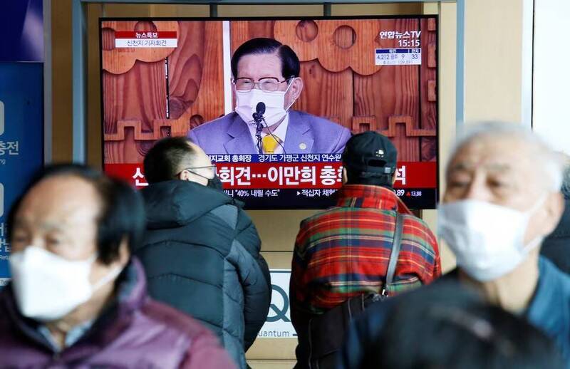 【邪教魔手驚傳滲透政壇？！】能隻手左右總統大選？南韓「新天地」爆 5.6 萬信徒集體入黨暗黑疑雲，全網集體炸裂！