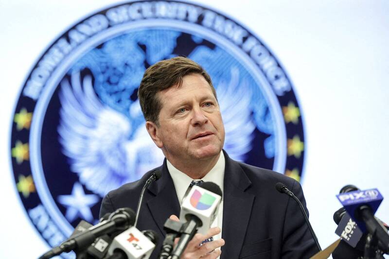 【川普核心內閣成形】震撼人事任命！川普強勢提名「前證管會主席克雷頓」執掌國家情報總監，全面掌控諜報帝國！