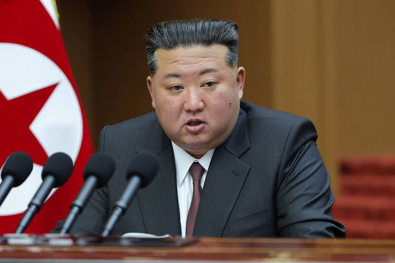 通博娛樂城-國際新聞-金正恩親自密訪核設施!眼神發狠誓言:將以「指數級暴增」狂建核武庫!